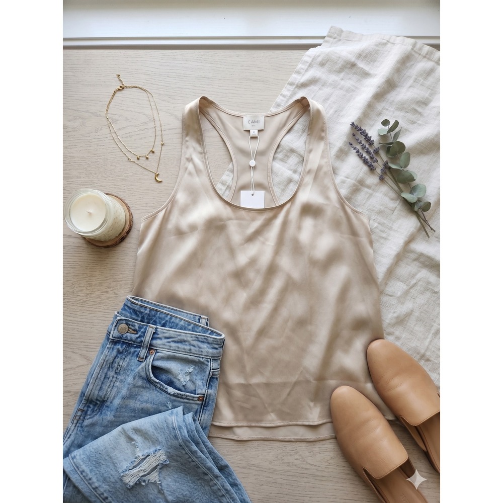 Cami NYC Tank Top Womens Medium Beige NEW Silk Racerback Scoop Neck Camisole